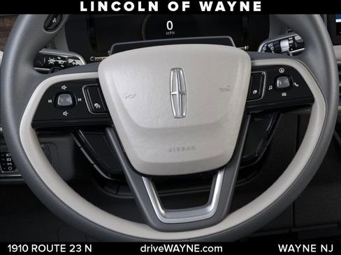New 2026 Lincoln Corsair Reserve AWD/4WD image 13