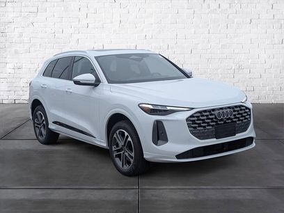 New 2025 Audi Q5 2.0T Premium Plus