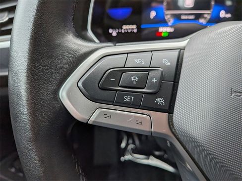 Used 2024 Volkswagen Jetta SE image 21