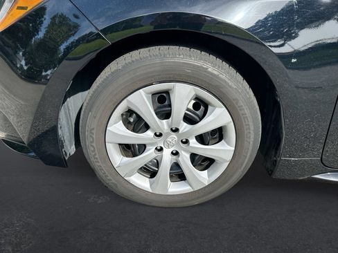 Used 2024 Toyota Corolla LE FWD image 10