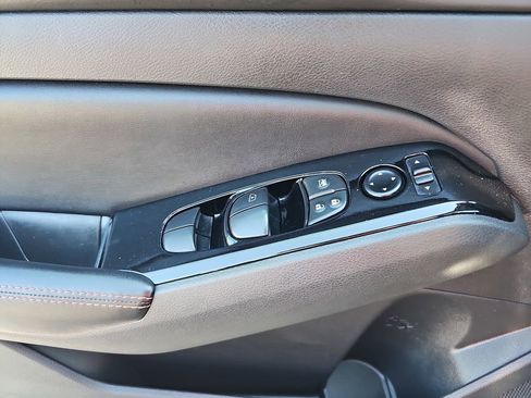 Used 2024 Nissan Altima 2.5 SR FWD image 26