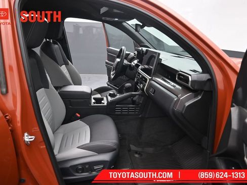 Used 2025 Toyota Tacoma TRD Sport w/ TRD Sport Upgrade Package AWD/4WD image 30