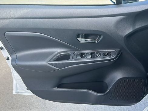Used 2025 Nissan Versa SV w/ Trunk Package FWD image 19