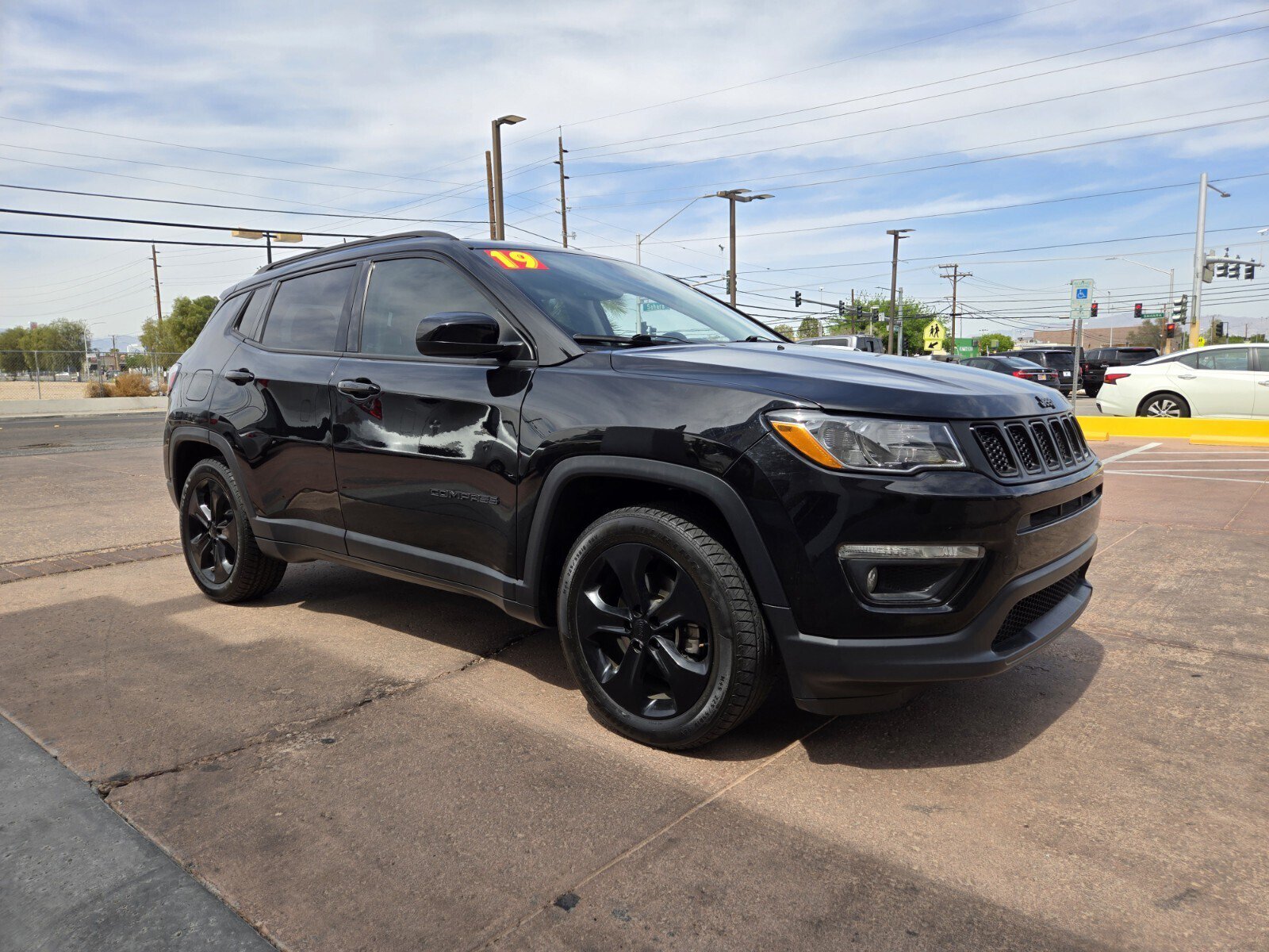 Used 2019 Jeep Compass Latitude FWD image 4