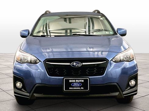 Used 2018 Subaru Crosstrek 2.0i Premium image 3