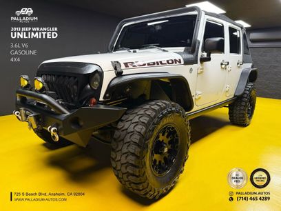 Used 2013 Jeep Wrangler Unlimited Rubicon w/ Connectivity Group
