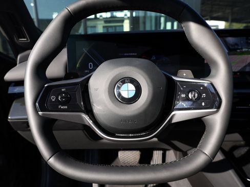 Used 2025 BMW 530i xDrive 530i xDrive image 37