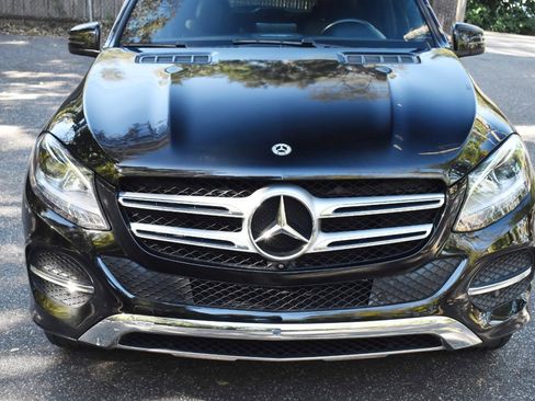 Used 2018 Mercedes-Benz GLE 350 w/ Premium 1 Package image 33