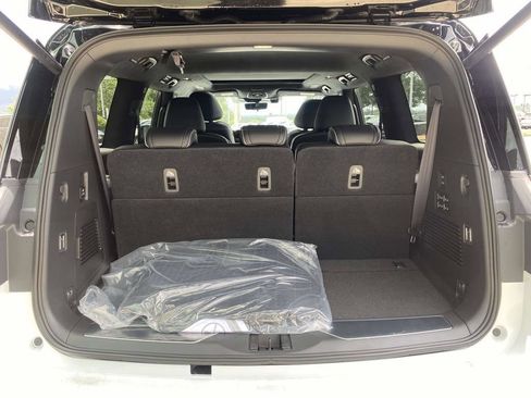 New 2026 INFINITI QX80 Autograph AWD/4WD image 7