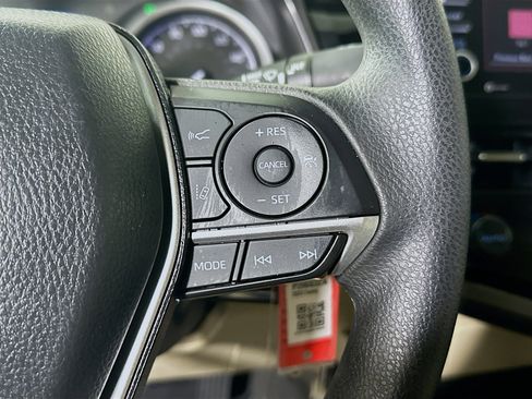 Used 2023 Toyota Camry LE image 17