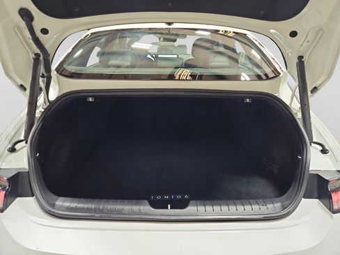 Used 2024 Hyundai Ioniq 6 SEL AWD/4WD image 28