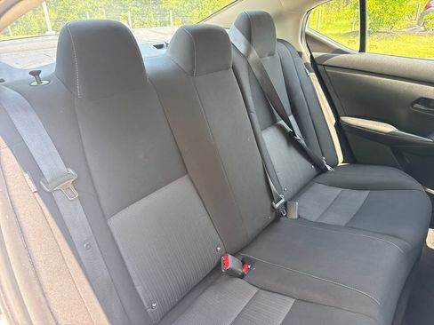 Used 2024 Nissan Sentra SV FWD image 34