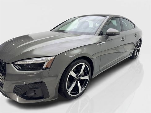 Used 2025 Audi A5 2.0T Premium Plus image 11