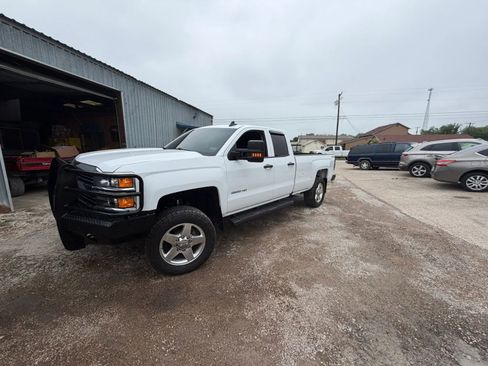 Used 2017 Chevrolet Silverado 2500 W/T w/ WT Convenience Package AWD/4WD image 1