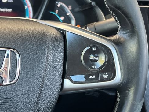 Used 2017 Honda Civic Touring image 26
