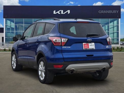 Used 2018 Ford Escape SE image 4