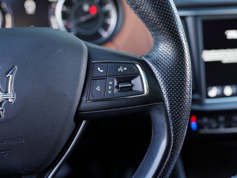 Used 2022 Maserati Levante GT image 28