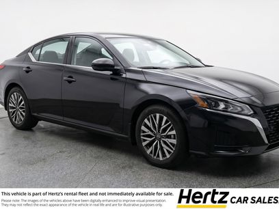 Used 2025 Nissan Altima 2.5 SV