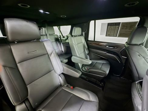 Used 2024 Cadillac Escalade ESV Luxury w/ LPO, Floor Liner Package image 29