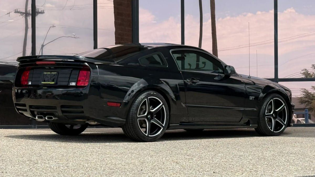 Used 2007 Ford Mustang GT Premium RWD image 12