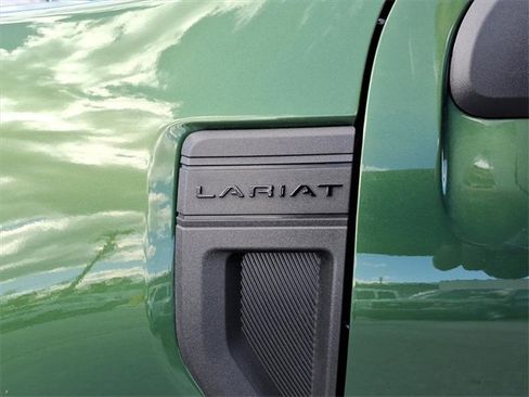 New 2025 Ford Maverick Lariat w/ Black Appearance Package image 5