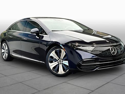 Used 2023 Mercedes-Benz EQS 450+ Sedan image 2