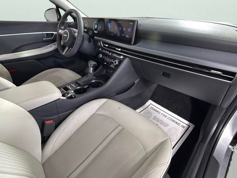 Used 2025 Hyundai Sonata SE image 31