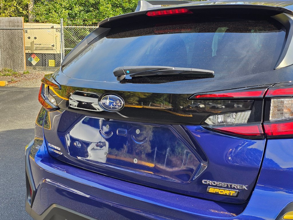 Used 2025 Subaru Crosstrek 2.5i Sport w/ Crosstrek Mirror Package AWD/4WD image 15