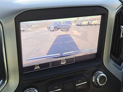 Used 2021 GMC Sierra 1500 Elevation w/ Preferred Package image 23