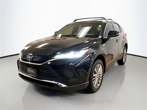 Used 2021 Toyota Venza XLE image 41
