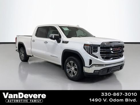 Used 2023 GMC Sierra 1500 SLT AWD/4WD image 1