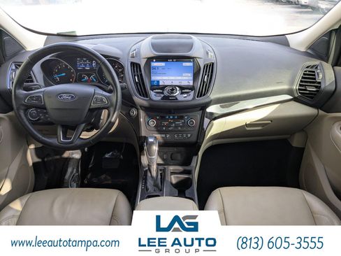 Used 2019 Ford Escape Titanium image 16
