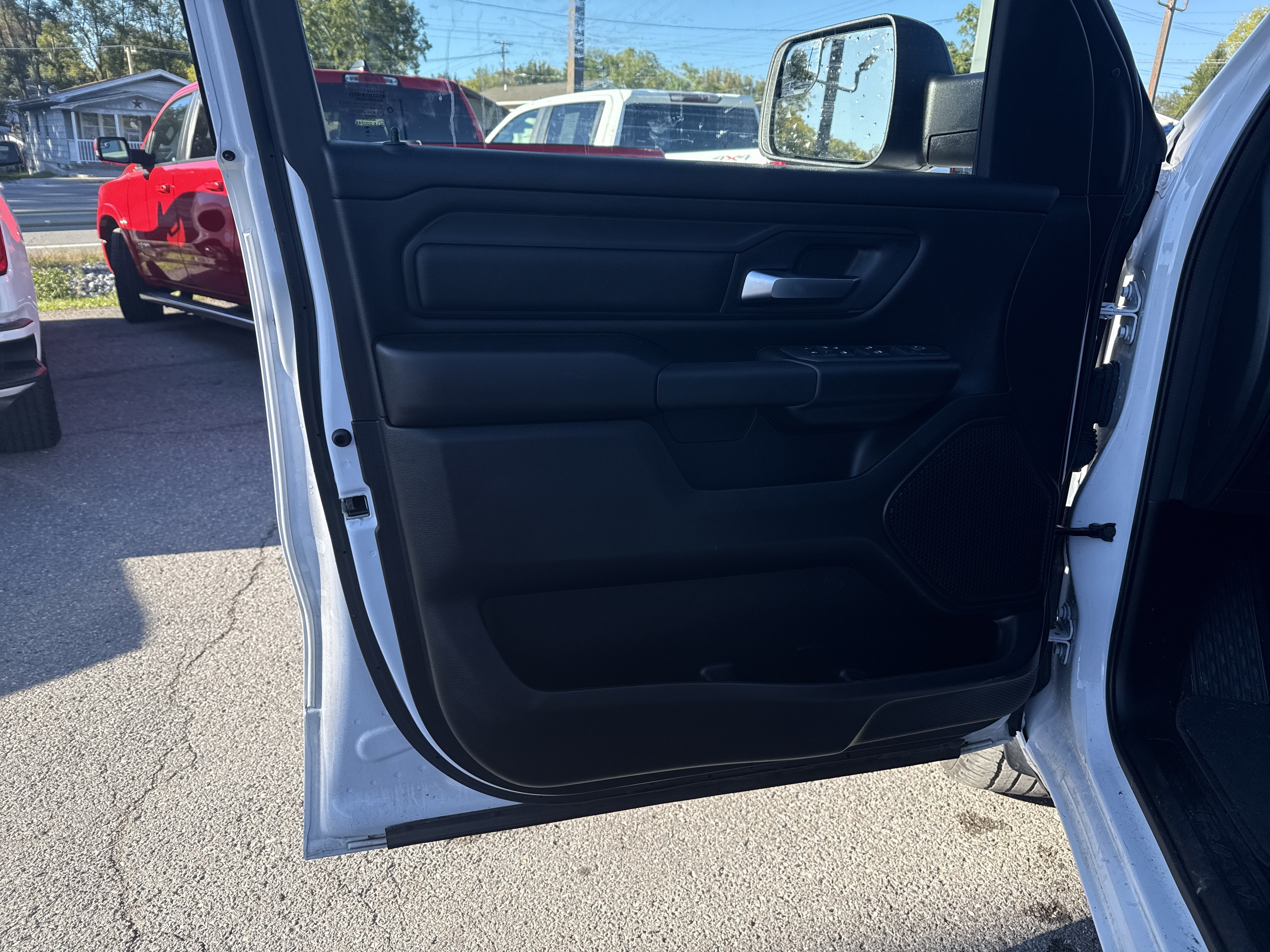 Used 2025 RAM 1500 Tradesman w/ Night Edition AWD/4WD image 22