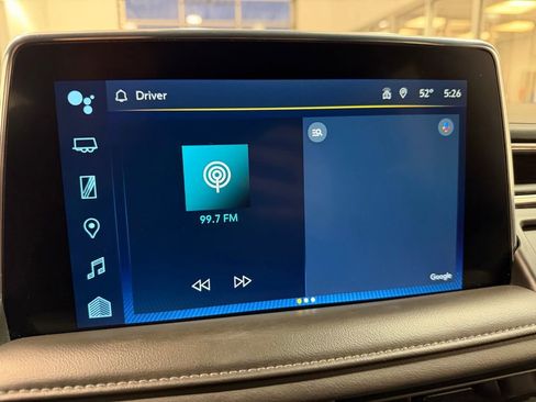 Used 2024 Chevrolet Suburban LT image 13