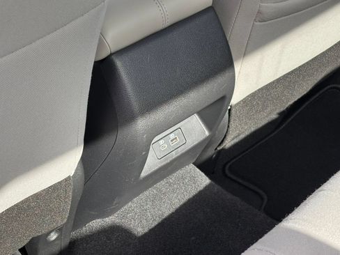 Used 2025 Nissan Altima 2.5 SV FWD image 23