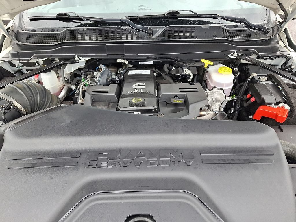 Used 2024 RAM 3500 Laramie AWD/4WD image 31
