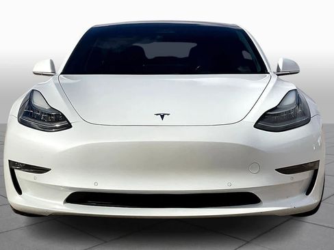 Used 2018 Tesla Model 3 Long Range image 3