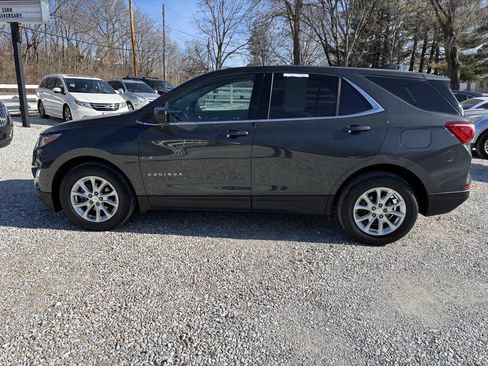 Used 2020 Chevrolet Equinox LT w/ Driver Convenience Package FWD image 1