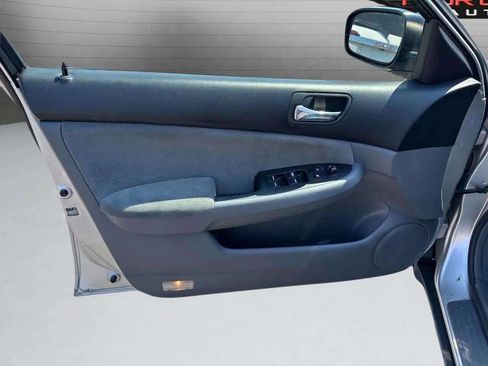 Used 2006 Honda Accord LX image 29