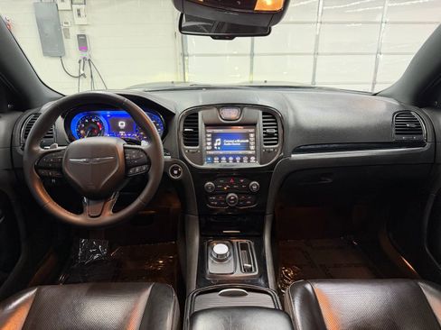 Used 2022 Chrysler 300 S w/ Comfort Group image 12