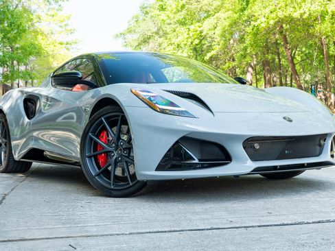 New 2025 Lotus Emira image 32