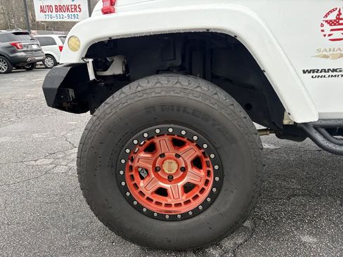 Used 2014 Jeep Wrangler Unlimited Sahara w/ Dual Top Group image 16