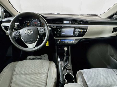 Used 2015 Toyota Corolla LE FWD image 25