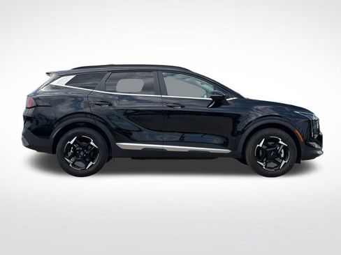 Certified 2026 Kia Sportage EX w/ EX Panorama Roof Package AWD/4WD image 7