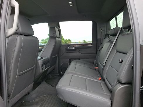 Certified 2025 Chevrolet Silverado 2500 LT w/ All Star Edition AWD/4WD image 10