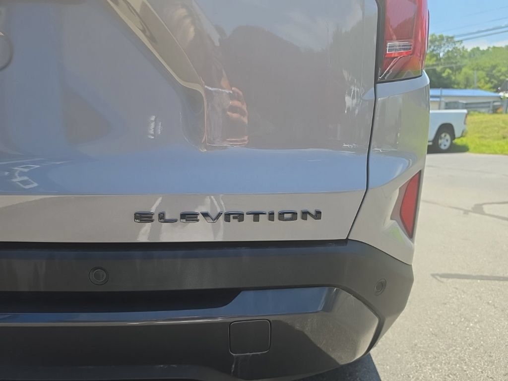 Certified 2025 GMC Terrain Elevation w/ Technology Package II AWD/4WD image 6