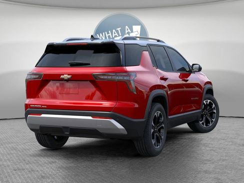 New 2026 Chevrolet Equinox LT w/ LPO, Floor Liner Package image 4