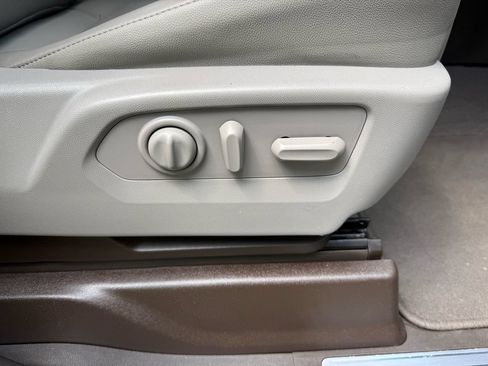 Used 2019 GMC Sierra 1500 SLT RWD image 42
