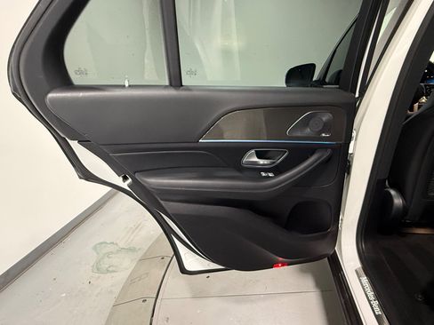 Used 2020 Mercedes-Benz GLE 450 4MATIC w/ Premium Package image 53