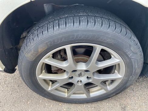 Used 2019 Dodge Journey GT w/ Nav & Sun Group AWD/4WD image 3